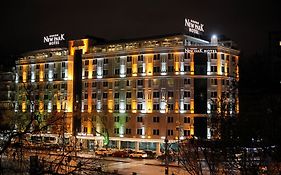 New Park Hotel
